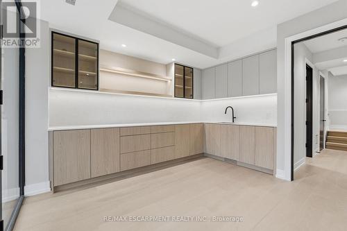957 Halliday Avenue, Mississauga, ON 