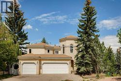 20 Patterson Mews SW Calgary, AB T3H 2C7
