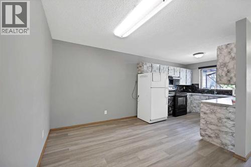 56 Templeridge Crescent Ne, Calgary, AB 