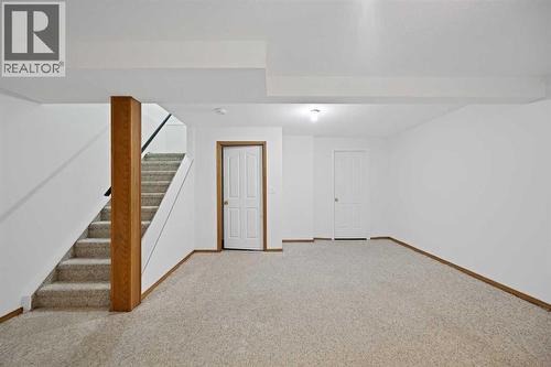 56 Templeridge Crescent Ne, Calgary, AB 