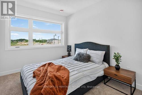 25 Kiln Lane E, St. Thomas, ON - Indoor Photo Showing Bedroom