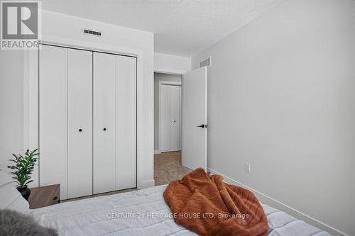 25 Kiln Lane E, St. Thomas, ON - Indoor Photo Showing Bedroom