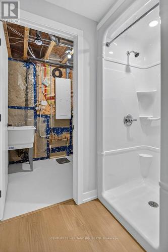 25 Kiln Lane E, St. Thomas, ON - Indoor Photo Showing Bathroom