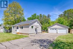 64 LAURENTIAN DRIVE Petawawa, ON K8H 2M3