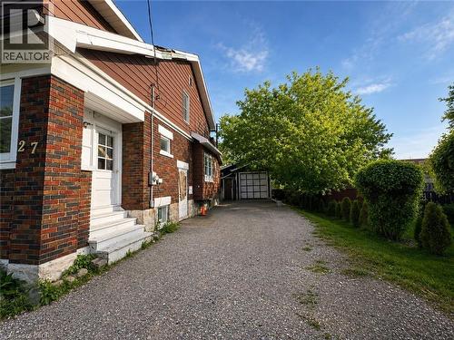 27 Oak Street, Kitchener, ON - Outdoor