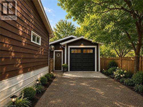 27 Oak Street, Kitchener, ON - Outdoor