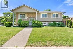 83 AMBERWOOD Street  Stoney Creek, ON L8J 1Z8