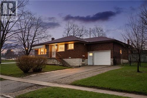 23 KNIGHTSWOOD Boulevard  Guelph, ON N1E 3W3