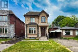 183 FINCH AVENUE E Toronto, ON M2N 4R8