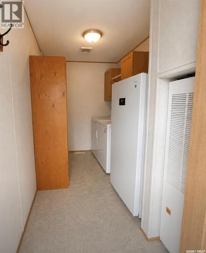 309 2Nd Street Nw, Goodsoil, SK 