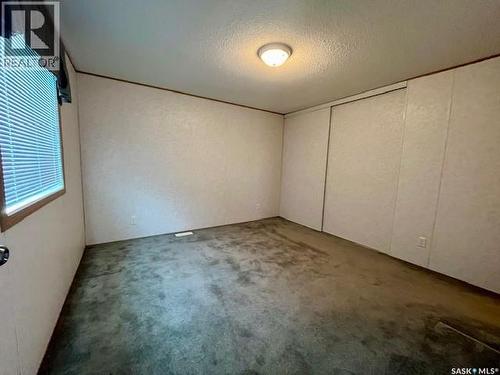 309 2Nd Street Nw, Goodsoil, SK 