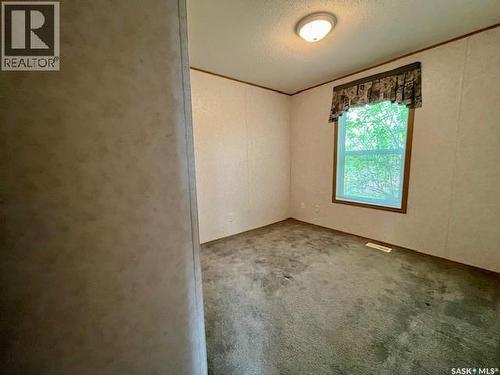 309 2Nd Street Nw, Goodsoil, SK 