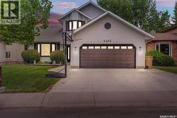 3402 PHANEUF CRESCENT E  Regina, SK S4V 1V4
