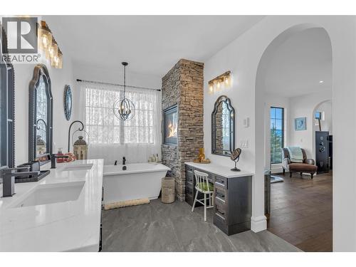 164 Sunset Boulevard, Vernon, BC 