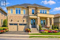 158 WALTER ENGLISH DRIVE East Gwillimbury, ON L9N 0Y8