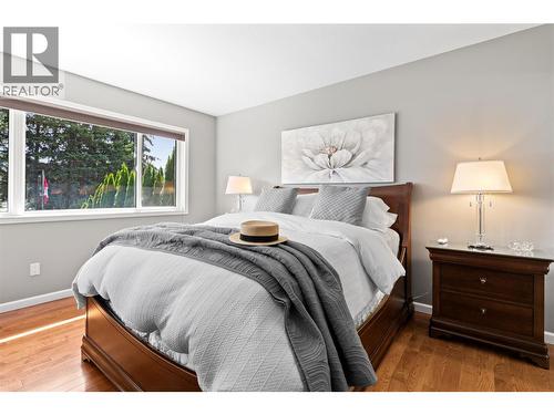 2934 Juniper Crescent, Sorrento, BC 