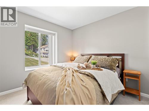 2934 Juniper Crescent, Sorrento, BC 