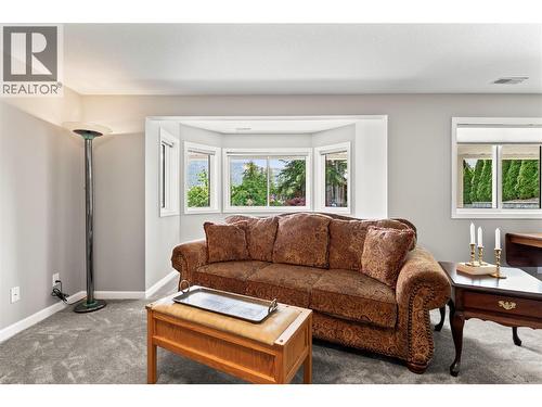 2934 Juniper Crescent, Sorrento, BC 