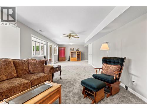 2934 Juniper Crescent, Sorrento, BC 