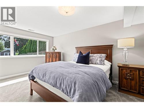 2934 Juniper Crescent, Sorrento, BC 
