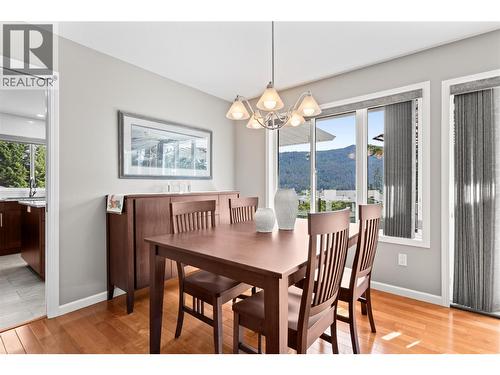 2934 Juniper Crescent, Sorrento, BC 