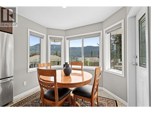 2934 Juniper Crescent, Sorrento, BC 