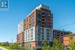 423 - 3100 KEELE STREET Toronto, ON M3M 0E1