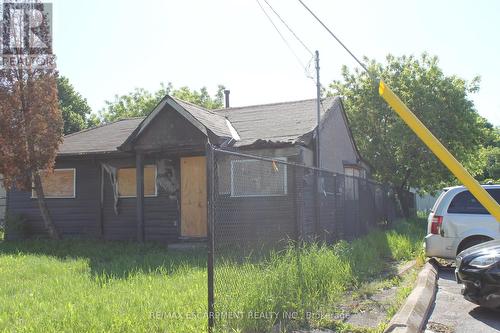 127 Robins Avenue, Hamilton, ON 