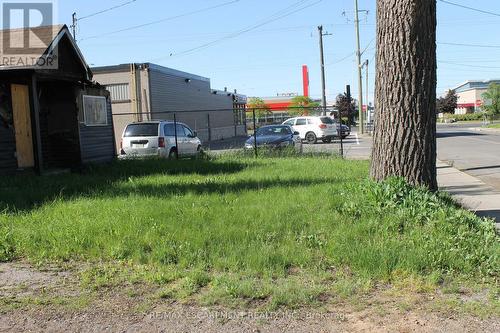 127 Robins Avenue, Hamilton, ON 