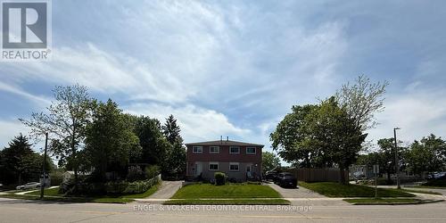 687 COLLEGE AVENUE W  Guelph, ON N1G 2Y2