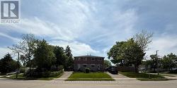 687 COLLEGE AVENUE W Guelph, ON N1G 2Y2