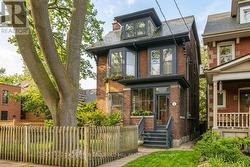 1 ALGONQUIN AVENUE  Toronto, ON M6R 1K6