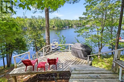 85 TAYLOR ISLAND  Gravenhurst (Muskoka (S)), ON P1P 1R2