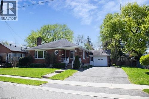 42 Hawthorne Avenue, Simcoe, ON - Outdoor With Deck Patio Veranda With Facade
