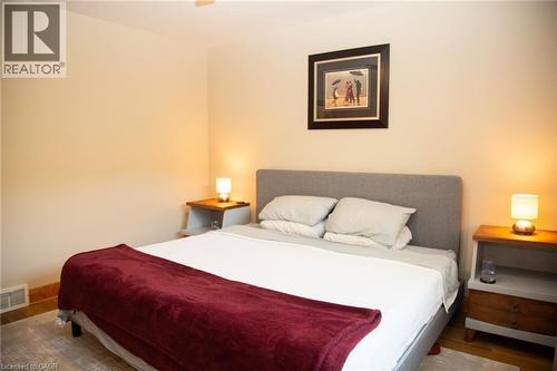 42 Hawthorne Avenue, Simcoe, ON - Indoor Photo Showing Bedroom