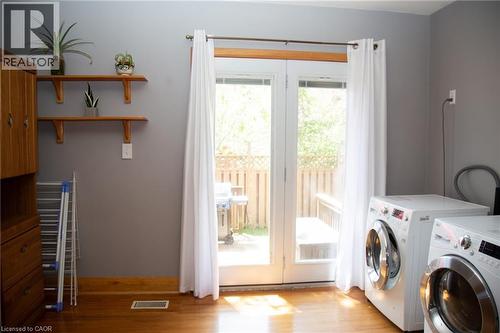 42 Hawthorne Avenue, Simcoe, ON - Indoor Photo Showing Laundry Room