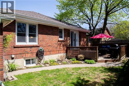 42 Hawthorne Avenue, Simcoe, ON - Outdoor With Deck Patio Veranda