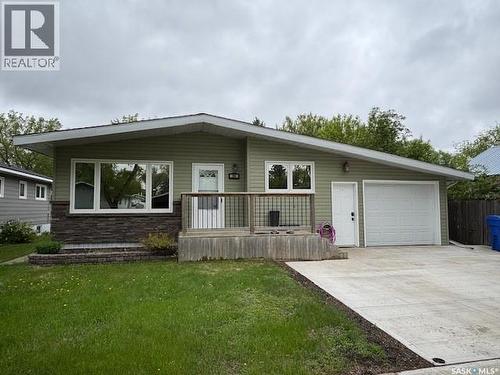 206 3Rd Avenue W, Canora, SK 