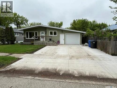 206 3Rd Avenue W, Canora, SK 