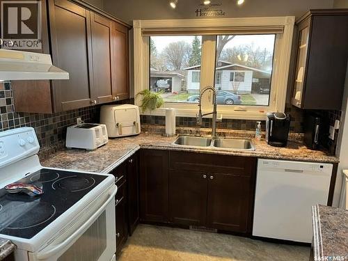 206 3Rd Avenue W, Canora, SK 
