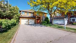 69 GUSTAV CRESCENT  Toronto, ON M2M 4G9
