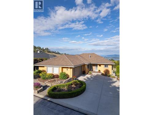 3333 Chancellor Place Unit# 2  West Kelowna, BC V4T 2S9