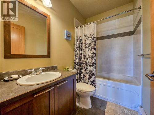 905 7Th Avenue Unit# 201, Invermere, BC 