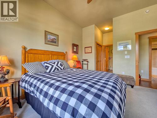 905 7Th Avenue Unit# 201, Invermere, BC 
