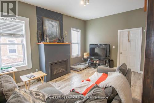 49 Main Street, Kawartha Lakes (Bobcaygeon), ON 