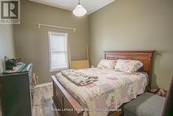 Primary Bedroom - 