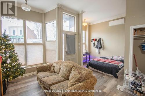 49 Main Street, Kawartha Lakes (Bobcaygeon), ON 