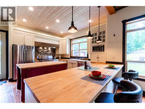 1805 Sharelene Drive, Prince George, BC 