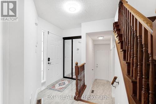 6157 Snowy Owl Crescent, Mississauga, ON 
