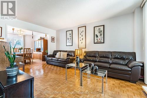 1520 Roseway Drive, Mississauga, ON 